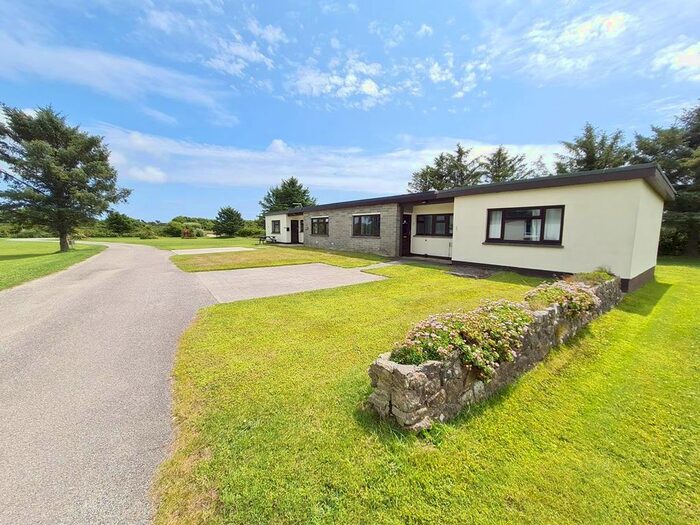 1 Bedroom Chalet For Sale In Predannack, Helston, TR12