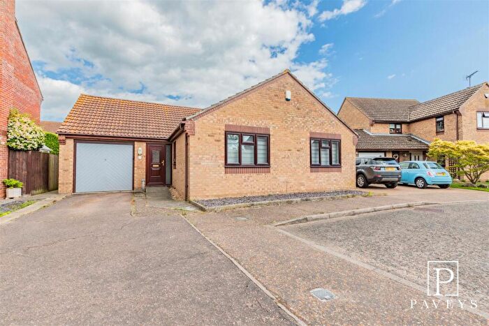 3 Bedroom Detached Bungalow For Sale In Brightside, Kirby Cross, Frinton-On-Sea, CO13