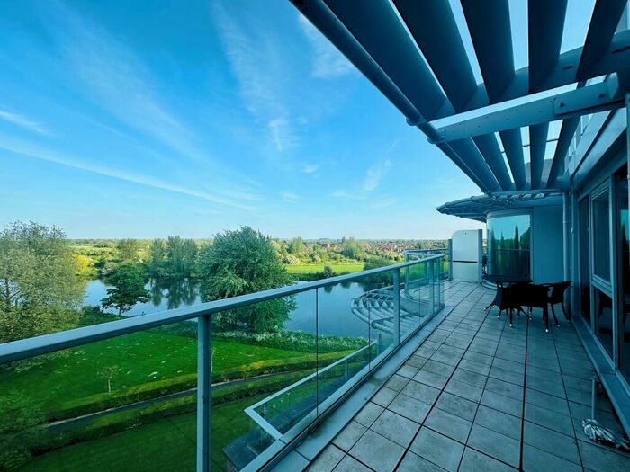 2 Bedroom Apartment To Rent In River Crescent, Nottingham, NG2