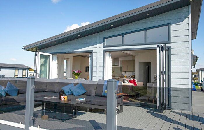 2 Bedroom Park Home For Sale In Hoburne Naish Holiday Park, BH25