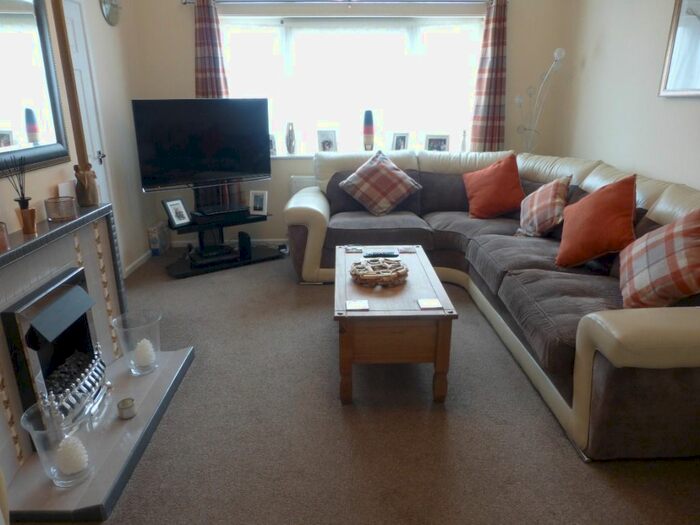 2 Bedroom Bungalow To Rent In Tremona Road, Coxford, Southampton, SO16