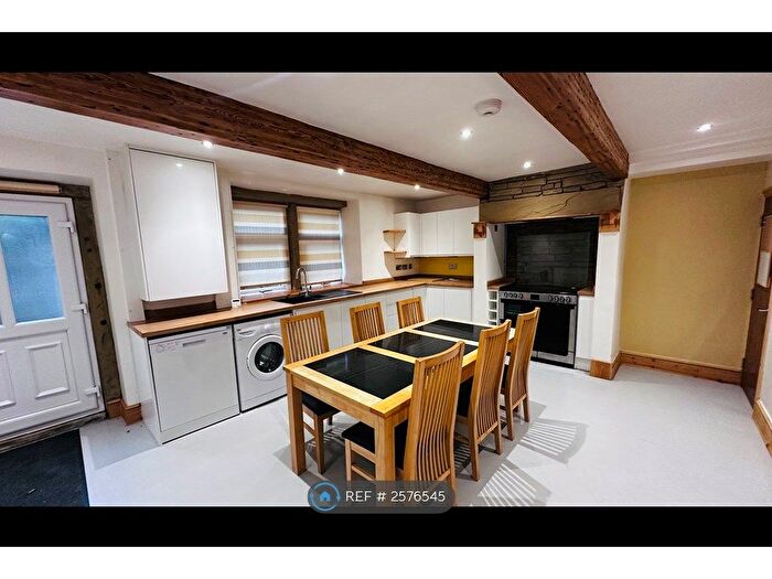 1 Bedroom Terraced House To Rent In Pearson Lane, Bradford, BD9