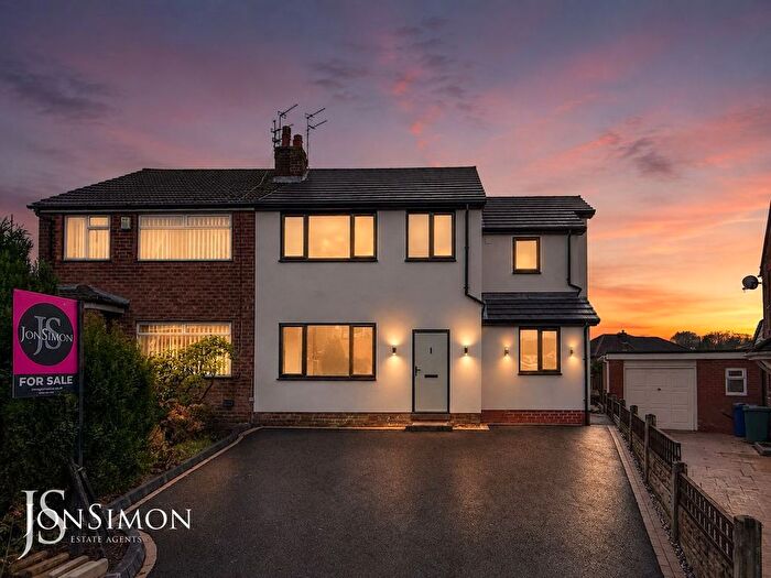 4 Bedroom Semi-Detached House To Rent In Greenside Drive, Greenmount, Bury, BL8