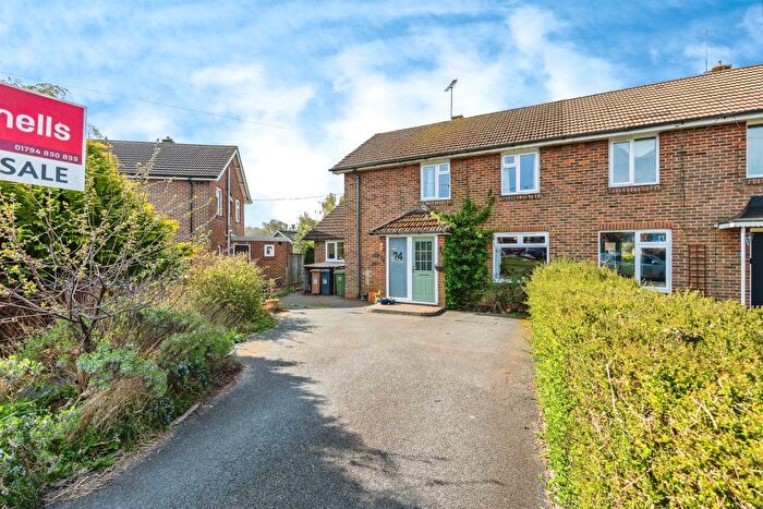3 Bedroom Semi-Detached House For Sale In Brownhill Road, North Baddesley, Southampton, SO52