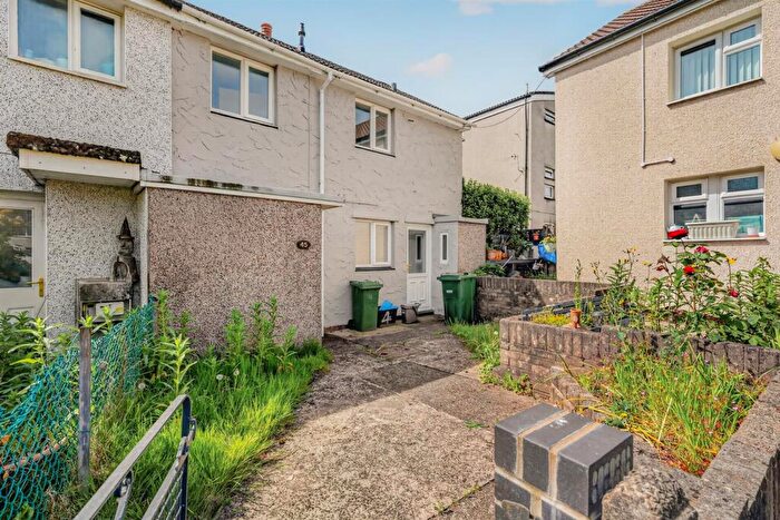 3 Bedroom End Of Terrace House For Sale In Belle Vue Close, Cwmbran, NP44
