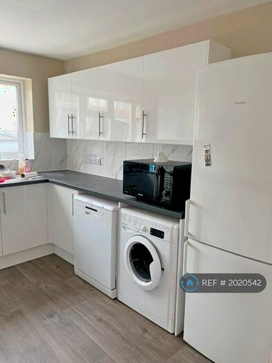 6 Bedroom Terraced House To Rent In Manor Road, Bristol, BS7