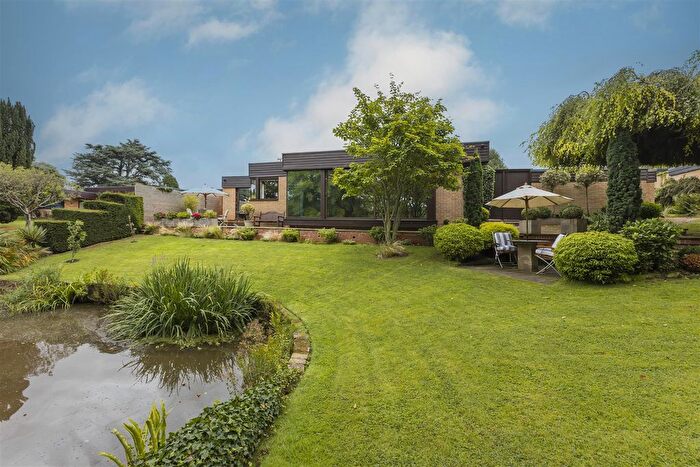 3 Bedroom Detached Bungalow For Sale In Newton Park, Newton Solney, Burton-On-Trent, DE15