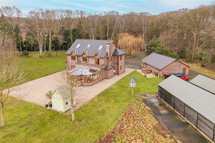 6 Bedroom Detached House For Sale In Mansfield Road, Papplewick, NG15