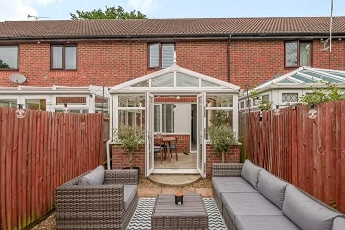 2 Bedroom Property To Rent In Medhurst Close, Chobham, Woking, GU24