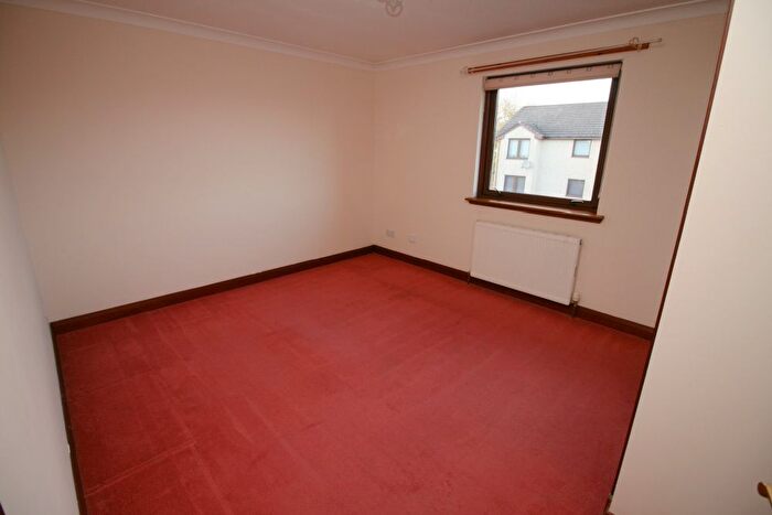 2 Bedroom Flat For Sale In Goldcrest Court, Wishaw, ML2