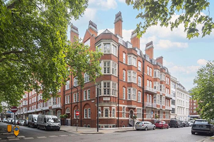 1 Bedroom Flat To Rent In Bedford Avenue, Bloomsbury, London, WC1B