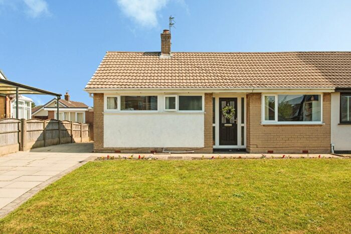 2 Bedroom Bungalow For Sale In Trent Road, Wigan, Lancashire, WN5