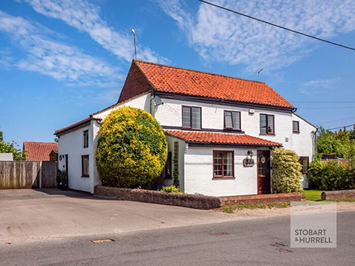 4 Bedroom Detached House For Sale In The Old Wheelwrights, Happisburgh Road, White Horse Common, North Walsham, Norfolk, NR28