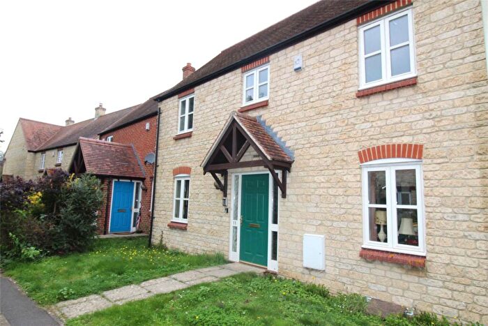 3 Bedroom Terraced House To Rent In Oxford Road, Kingston Bagpuize, Abingdon, Oxfordshire, OX13