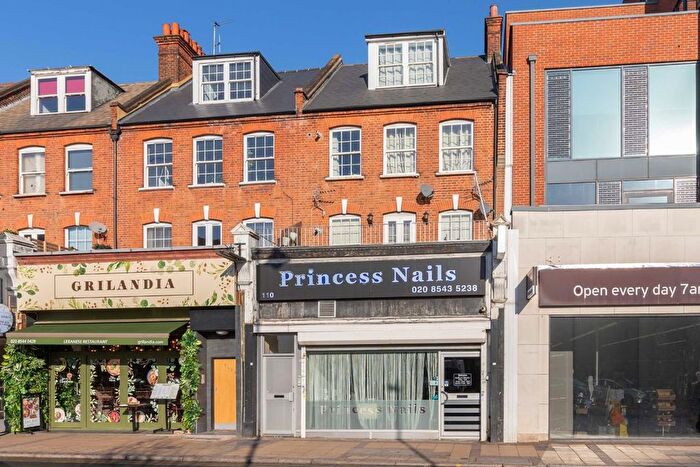 2 Bedroom Flat To Rent In The Broadway, Wimbledon, SW19