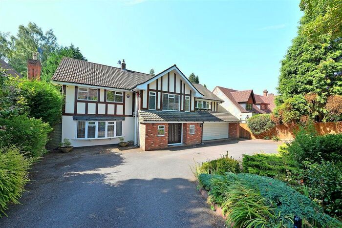 5 Bedroom Detached House To Rent In Bracebridge Road, Sutton Coldfield, B74