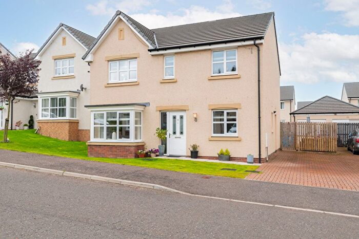 4 Bedroom Property For Sale In Brotherton Wood, Livingston, EH54