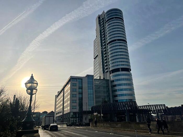 2 Bedroom Apartment To Rent In Bridgewater Place, Leeds City Centre, LS11