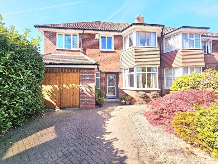 5 Bedroom Semi-Detached House For Sale In Chester Road North, Sutton Coldfield, Birmingham, B73