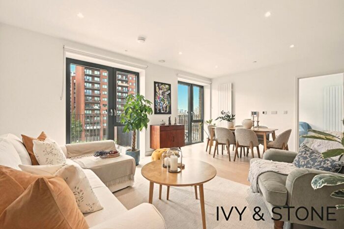 1 Bedroom Flat For Sale In Banyan Court, Royal Wharf, E16