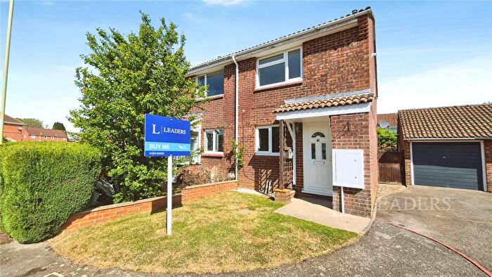 2 Bedroom End Of Terrace House For Sale In The Linnets, Portchester, Fareham, PO16