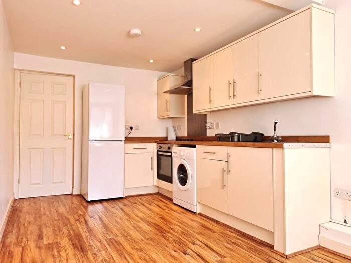 1 Bedroom Flat To Rent In Abbey Court, Abbey Street, Rugby, CV21