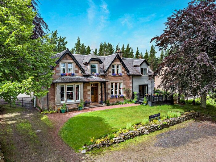 9 Bedroom Detached House For Sale In Glenan Lodge, Tomatin, Inverness, IV13