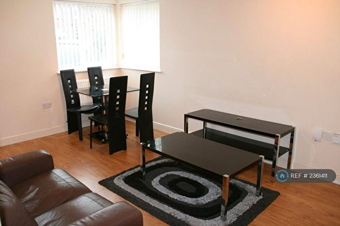 1 Bedroom Flat To Rent In Newland House, Leeds, LS6