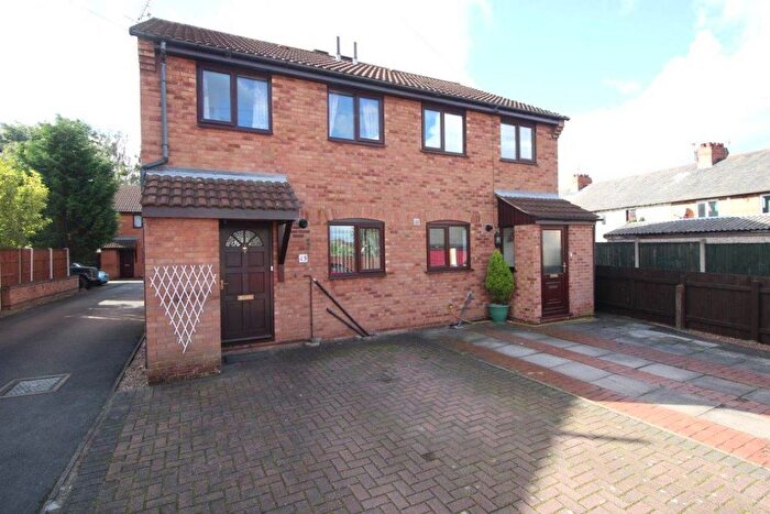 3 Bedroom Semi-Detached House To Rent In Warren Avenue, Stapleford, Nottingham, NG9
