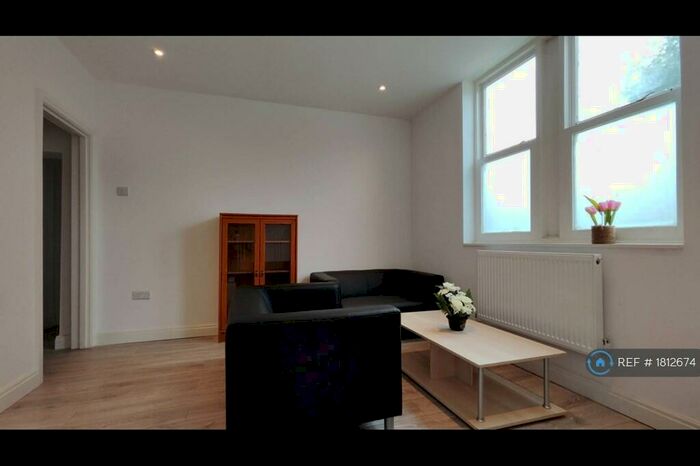 1 Bedroom Flat To Rent In Ilkeston Road, Nottingham, NG7