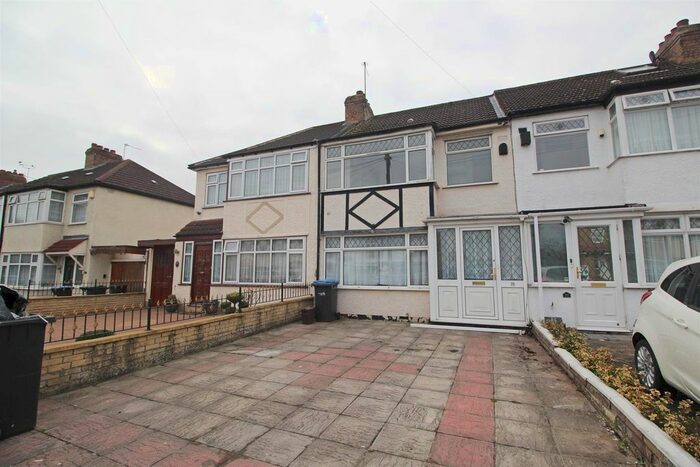 3 Bedroom Terraced House To Rent In Longfield Avenue, Enfield, EN3