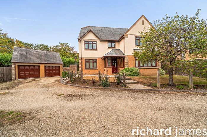 5 Bedroom Detached House For Sale In Gartons Road, Middleleaze, Swindon, SN5