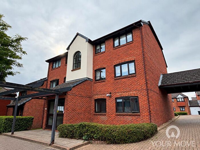 2 Bedroom Flat To Rent In Gravesend, Kent, DA12