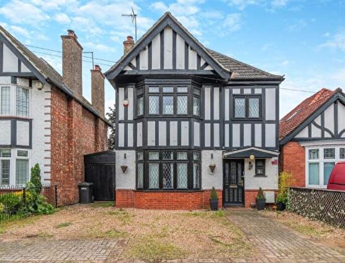 4 Bedroom House To Rent In Westwood Park Road, Peterborough, PE3