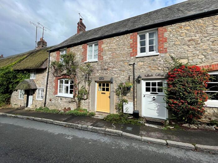 3 Bedroom Terraced House To Rent In Osmington, DT3