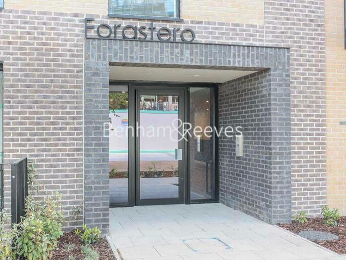 1 Bedroom Flat To Rent In Farine Avenue, Hayes, UB3
