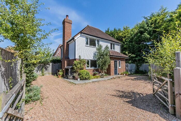 3 Bedroom Detached House For Sale In Bodiam Road, Sandhurst, Kent, TN18
