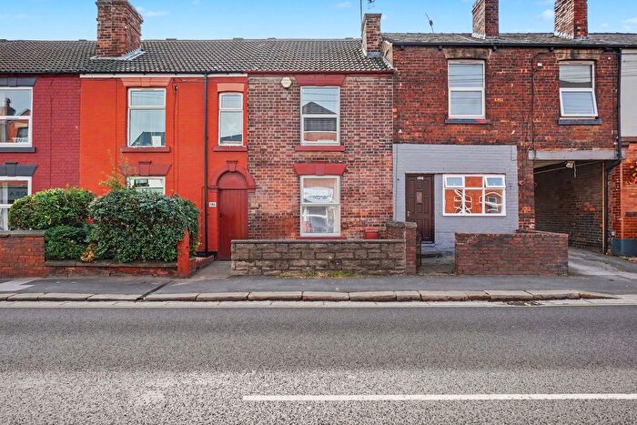 2 Bedroom Terraced House For Sale In Chatsworth Road, Chesterfield, S40