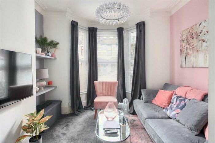 1 Bedroom Flat To Rent In Caistor Park Road, London, E15