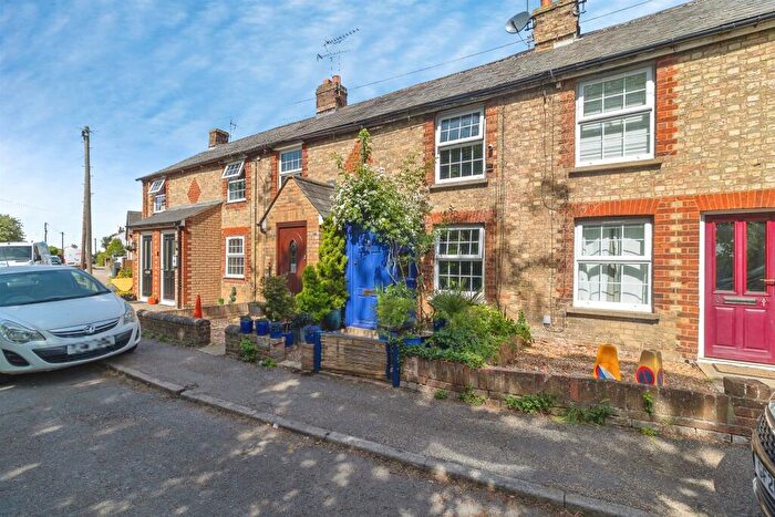 1 Bedroom Cottage For Sale In Stanbridge Road, Tilsworth, Leighton Buzzard, LU7