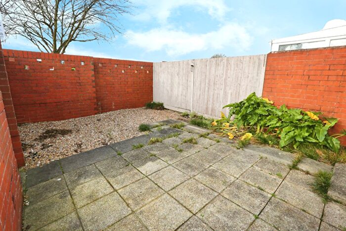 3 Bedroom End Of Terrace House For Sale In Naish Drive, Gosport, Hampshire, PO12