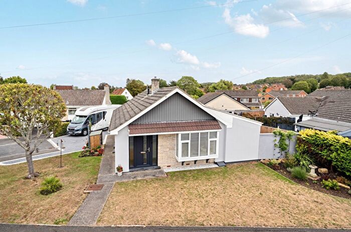 2 Bedroom Bungalow For Sale In Newlyn Crescent, Puriton, Bridgwater, Somerset, TA7