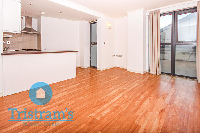 1 Bedroom Apartment To Rent In The Ice House, Bolero Square, NG1