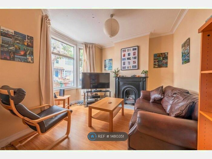 3 Bedroom Terraced House To Rent In Woodend Road, London, E17