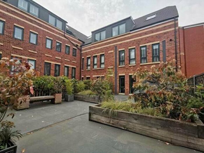 2 Bedroom Flat To Rent In Mary Street, Birmingham, B3