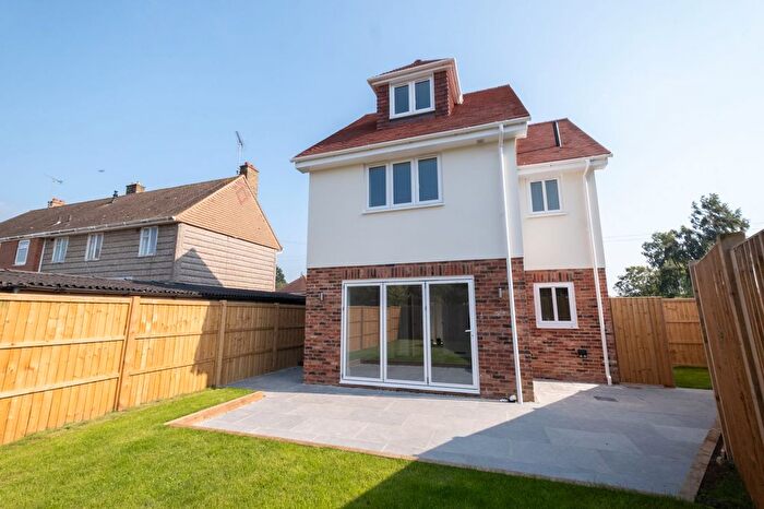 2 Bedroom Detached House For Sale In Bayfield, Painters Forstal, ME13