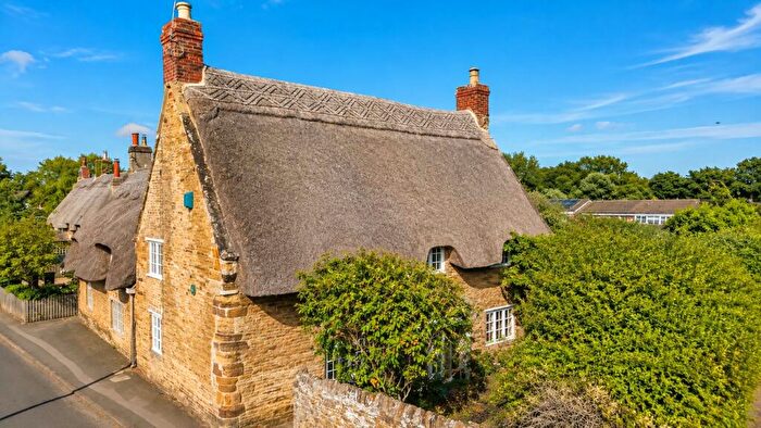 4 Bedroom Cottage For Sale In Orchard Hill, Little Billing, NN3