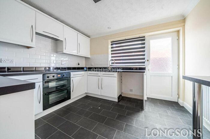 2 Bedroom Detached Bungalow For Sale In Kingsfisher Way, Watton, IP25