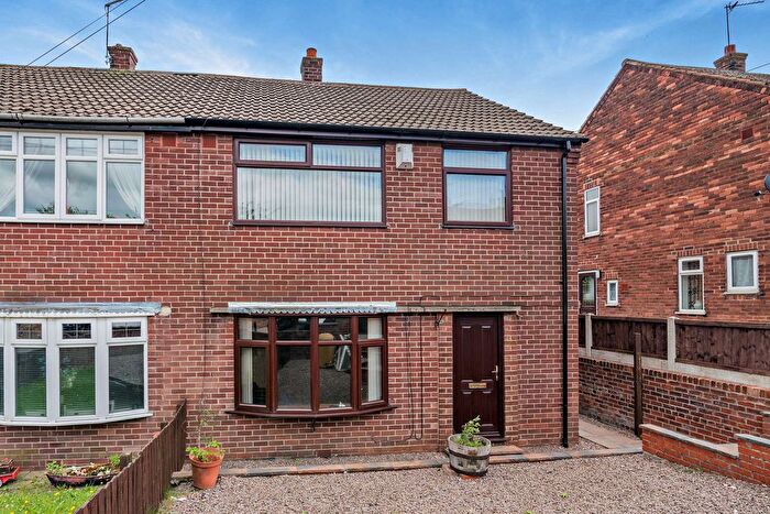 3 Bedroom Semi-Detached House For Sale In Ferndale Place, Hemsworth, Pontefract, WF9