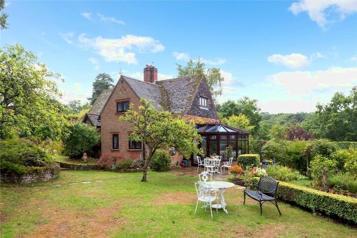 3 Bedroom Detached House For Sale In Plaws Hill, Peaslake, Guildford, Surrey, GU5